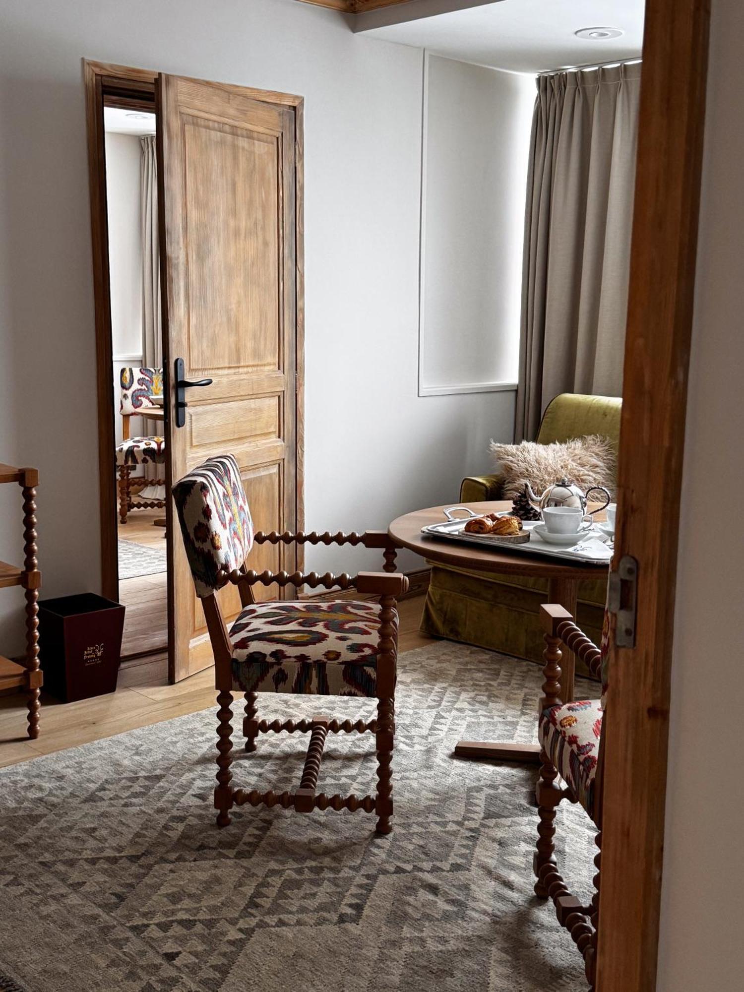 Alpes Hotel Du Pralong 쿠쉐벨 외부 사진